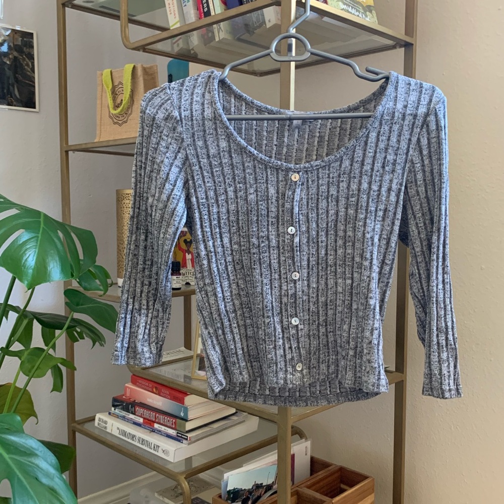 Gray Fitted Crop Top